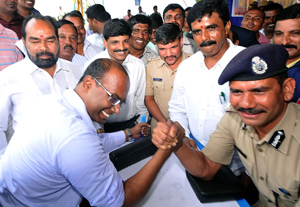 ದಸರಾ ಮಹೋತ್ಸವ: ಪಂಜಕುಸ್ತಿಗೆ ಚಾಲನೆ